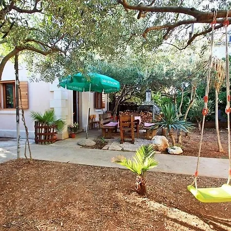 Seaside House Mirca, Brac - 24033 Holiday home *
