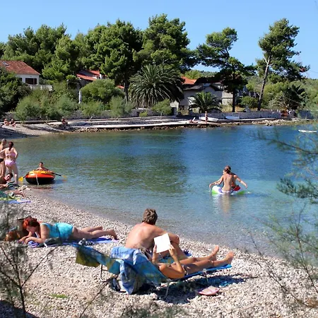 Dom wakacyjny Seaside House Mirca, Brac - 24033 *